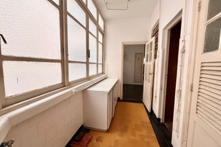 Apartamento à venda com 94m², 3 quartos e 1 vagaÁrea de Serviço