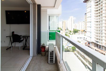 Studio para alugar com 35m², 1 quarto e 1 vaga Studio para alugar com 35m², 1 quarto e 1 vagaVaranda