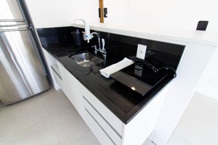 Cozinha de kitnet/studio para alugar com 1 quarto, 35m² em Perdizes, São Paulo