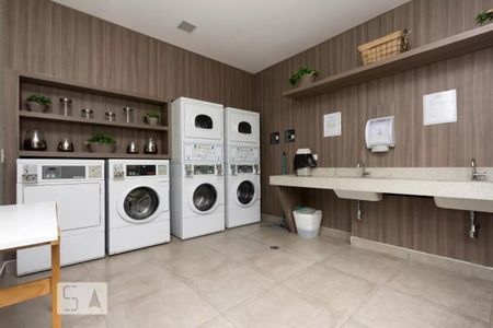 Studio para alugar com 35m², 1 quarto e 1 vaga Studio para alugar com 35m², 1 quarto e 1 vagaLavanderia