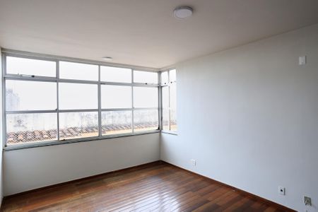 Sala de apartamento à venda com 2 quartos, 70m² em Santa Efigênia, Belo Horizonte