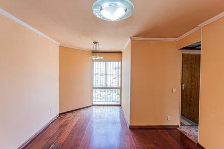 Sala de apartamento para alugar com 3 quartos, 65m² em Vila Albertina, São Paulo