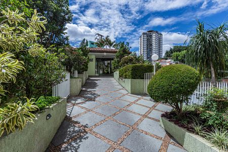 Apartamento para alugar com 65m², 3 quartos e 1 vaga Apartamento para alugar com 65m², 3 quartos e 1 vagaRampa de entrada