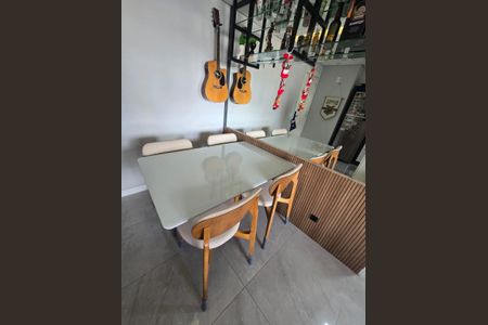 Apartamento à venda com 68m², 2 quartos e 1 vaga