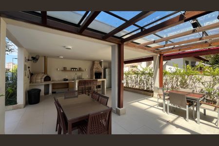 Apartamento à venda com 68m², 2 quartos e 1 vaga