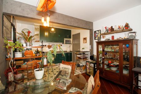 Apartamento à venda com 83m², 2 quartos e 1 vagaAmbientes Integrados (Sala de Estar, Jantar e Cozinha)