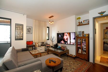 Apartamento à venda com 83m², 2 quartos e 1 vagaAmbientes Integrados (Sala de Estar, Jantar e Cozinha)