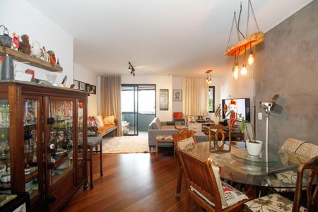 Apartamento à venda com 83m², 2 quartos e 1 vagaAmbientes Integrados (Sala de Estar, Jantar e Cozinha)