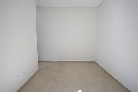 Casa à venda com 100m², 3 quartos e 2 vagasQuarto Suíte