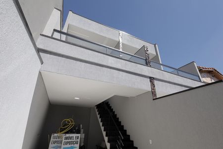 Casa à venda com 100m², 3 quartos e 2 vagasGaragem