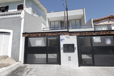 Casa à venda com 100m², 3 quartos e 2 vagasFachada
