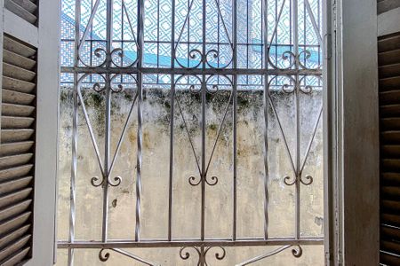 Casa à venda com 105m², 2 quartos e 2 vagas Casa à venda com 105m², 2 quartos e 2 vagasVista do Quarto 2