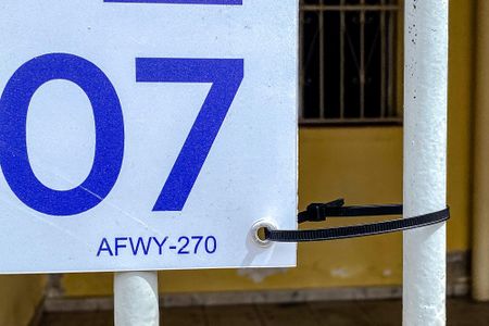 Casa à venda com 105m², 2 quartos e 2 vagas Casa à venda com 105m², 2 quartos e 2 vagasAFWY-270