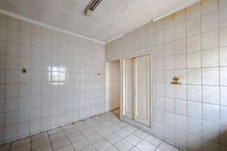 Casa à venda com 105m², 2 quartos e 2 vagas Casa à venda com 105m², 2 quartos e 2 vagasCozinha