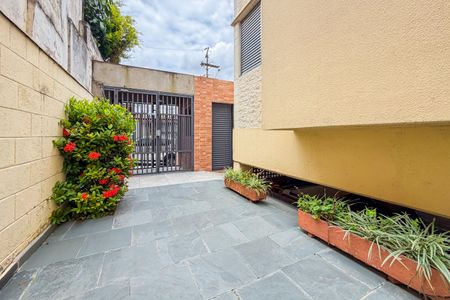 Apartamento à venda com 54m², 2 quartos e sem vaga Apartamento à venda com 54m², 2 quartos e sem vagaEntrada