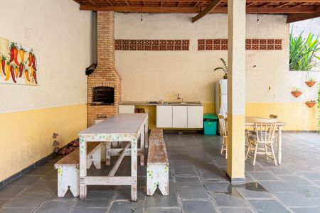 Apartamento à venda com 54m², 2 quartos e sem vaga Apartamento à venda com 54m², 2 quartos e sem vagaChurrasqueira