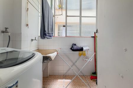 Apartamento à venda com 54m², 2 quartos e sem vaga Apartamento à venda com 54m², 2 quartos e sem vagaÁrea de Serviço