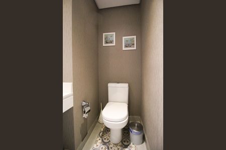 Apartamento à venda com 155m², 3 quartos e 3 vagas Apartamento à venda com 155m², 3 quartos e 3 vagasLavabo