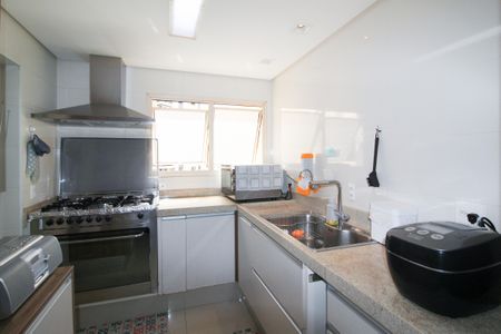 Apartamento à venda com 155m², 3 quartos e 3 vagas Apartamento à venda com 155m², 3 quartos e 3 vagasCozinha