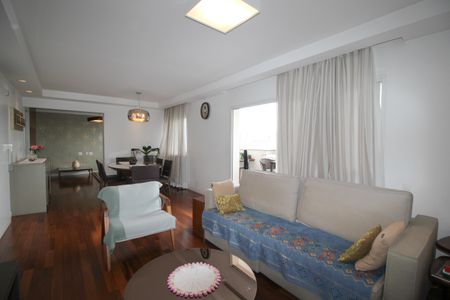 Apartamento à venda com 155m², 3 quartos e 3 vagas Apartamento à venda com 155m², 3 quartos e 3 vagasSala 1