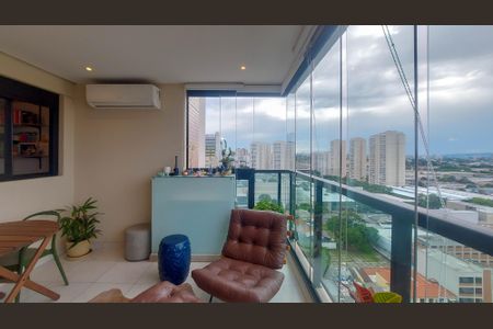 Apartamento à venda com 65m², 2 quartos e 2 vagas Apartamento à venda com 65m², 2 quartos e 2 vagasVaranda