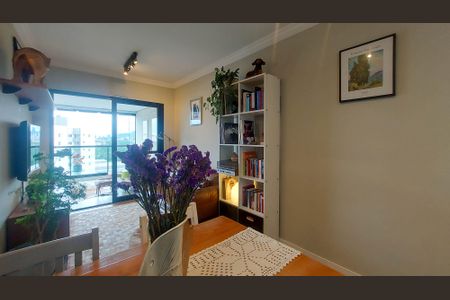 Apartamento à venda com 65m², 2 quartos e 2 vagas Apartamento à venda com 65m², 2 quartos e 2 vagasSala