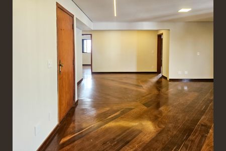 Apartamento à venda com 135m², 3 quartos e 2 vagasSala