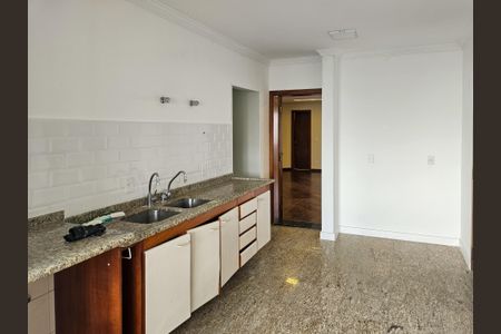 Apartamento à venda com 135m², 3 quartos e 2 vagasCozinha