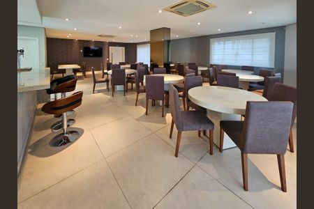 Apartamento à venda com 135m², 3 quartos e 2 vagasÁrea comum - Salão de festas