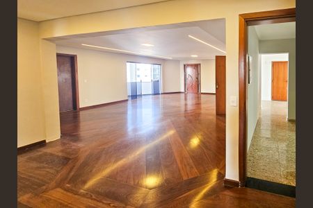 Apartamento à venda com 135m², 3 quartos e 2 vagasSala