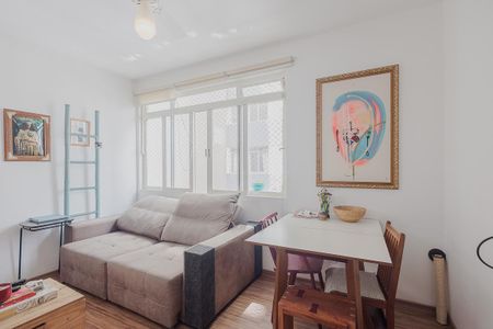 Sala de apartamento para alugar com 1 quarto, 60m² em Pinheiros, São Paulo