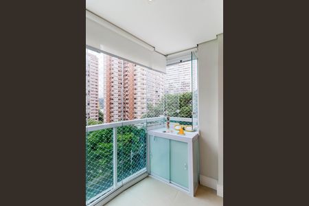 Varanda de apartamento para alugar com 1 quarto, 37m² em Santo Amaro, São Paulo