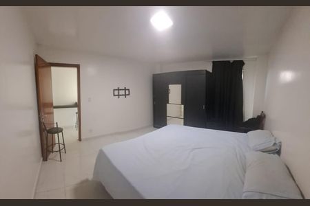Casa para alugar com 45m², 1 quarto e 1 vaga