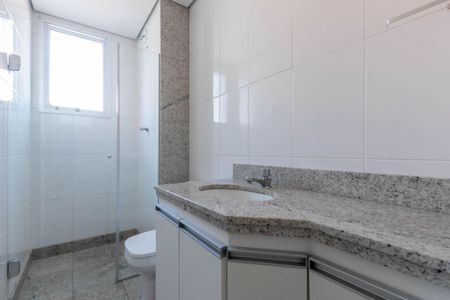 Apartamento para alugar com 115m², 3 quartos e 2 vagas Apartamento para alugar com 115m², 3 quartos e 2 vagasBanheiro