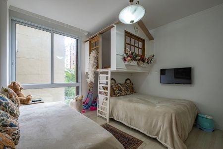 Apartamento à venda com 192m², 3 quartos e 1 vaga Apartamento à venda com 192m², 3 quartos e 1 vagaQuarto 3