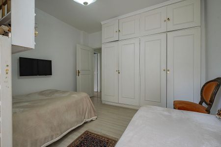 Apartamento à venda com 192m², 3 quartos e 1 vaga Apartamento à venda com 192m², 3 quartos e 1 vagaQuarto 3