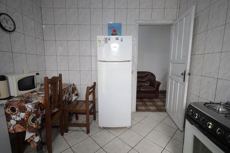 Casa à venda com 238m², 4 quartos e 6 vagas Casa à venda com 238m², 4 quartos e 6 vagasCozinha