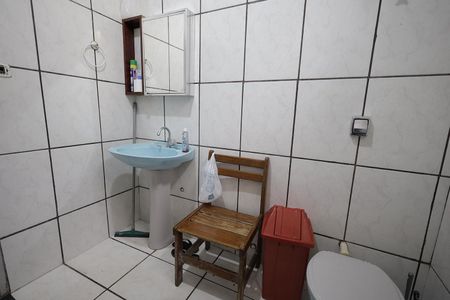 Casa à venda com 238m², 4 quartos e 6 vagas Casa à venda com 238m², 4 quartos e 6 vagasBanheiro 1
