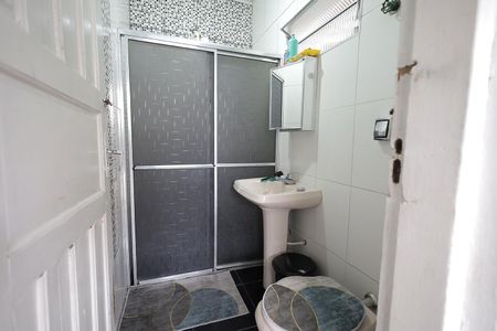 Casa à venda com 238m², 4 quartos e 6 vagas Casa à venda com 238m², 4 quartos e 6 vagasBanheiro 3
