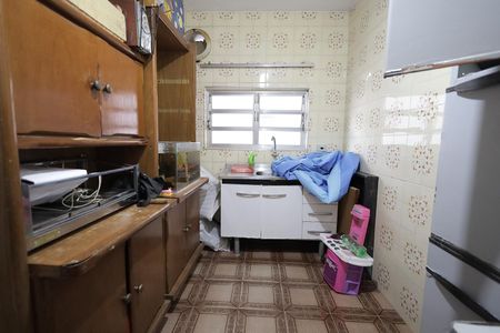Casa à venda com 238m², 4 quartos e 6 vagas Casa à venda com 238m², 4 quartos e 6 vagasCozinha 2