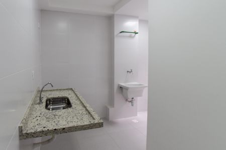 Apartamento à venda com 40m², 2 quartos e sem vaga Apartamento à venda com 40m², 2 quartos e sem vagaCozinha e Área de Serviço