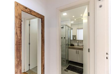 Corredor de apartamento para alugar com 1 quarto, 64m² em Vila Buarque, São Paulo