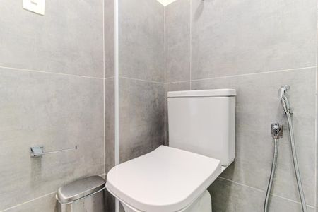 Apartamento à venda com 64m², 1 quarto e sem vaga Apartamento à venda com 64m², 1 quarto e sem vagaBanheiro