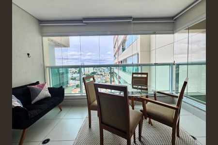 Apartamento para alugar com 35m², 1 quarto e 1 vaga Apartamento para alugar com 35m², 1 quarto e 1 vagaSacada