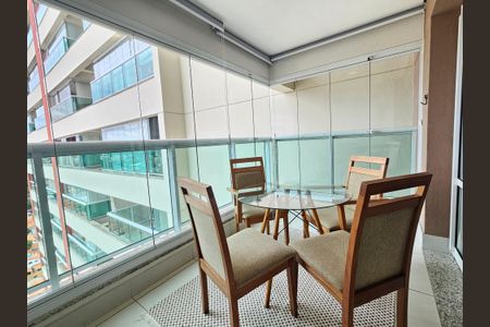 Apartamento para alugar com 35m², 1 quarto e 1 vaga Apartamento para alugar com 35m², 1 quarto e 1 vagaSacada