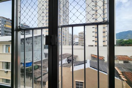 Apartamento para alugar com 138m², 4 quartos e 1 vagaVista do Quarto 4