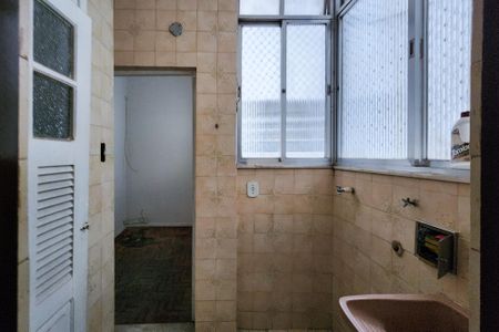 Apartamento para alugar com 138m², 4 quartos e 1 vagaÁrea de Serviço 