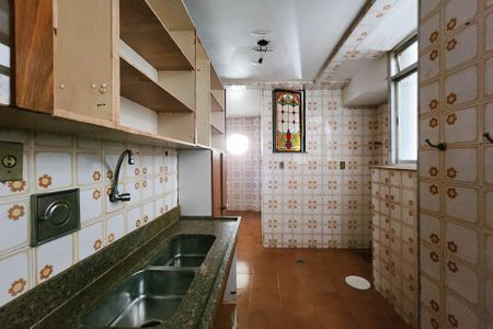 Apartamento para alugar com 138m², 4 quartos e 1 vagaCozinha 