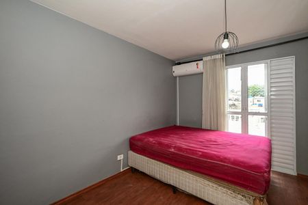 Quarto 2 de casa para alugar com 2 quartos, 150m² em Jardim São Jorge, São Paulo