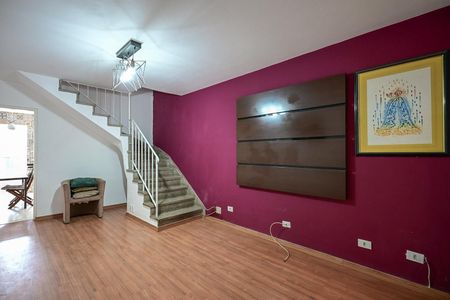 Sala de casa para alugar com 2 quartos, 150m² em Jardim São Jorge, São Paulo